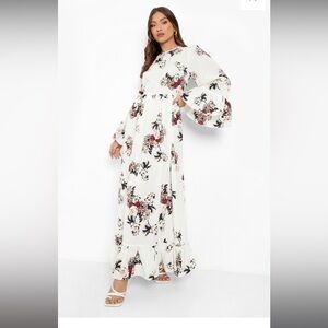 Boho style. BOOHOO long dress. Size medium size 8. New condition
